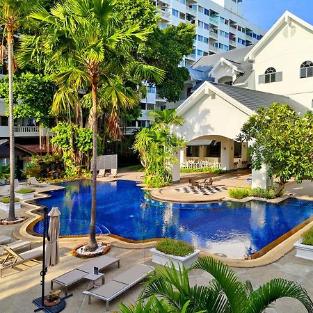 Pooh Beach Resort & Spa Jomtien Beach Exteriör bild