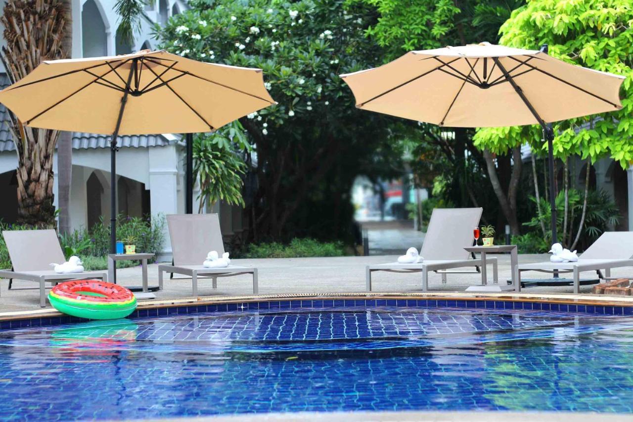 Pooh Beach Resort & Spa Jomtien Beach Exteriör bild