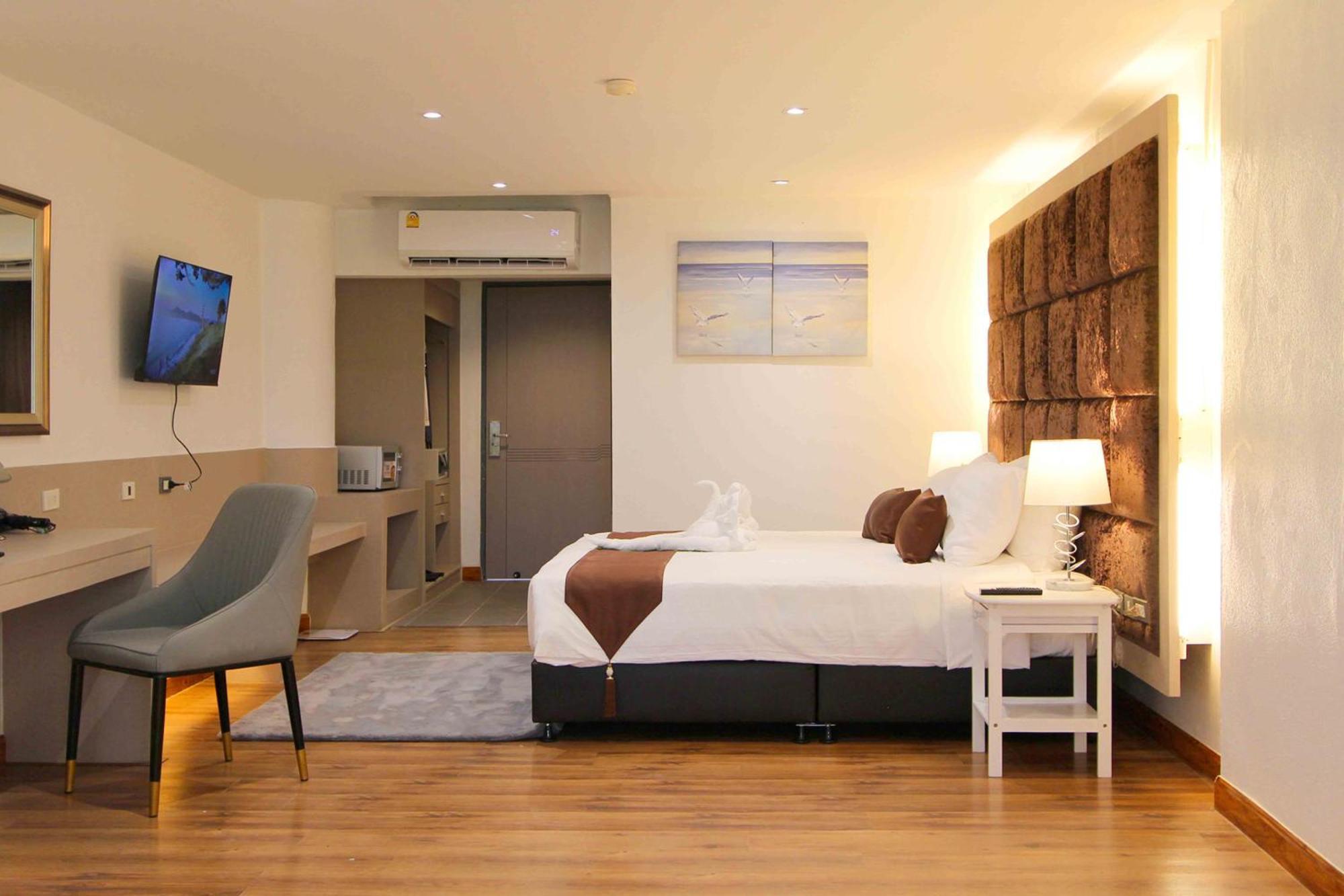 Pooh Beach Resort & Spa Jomtien Beach Exteriör bild